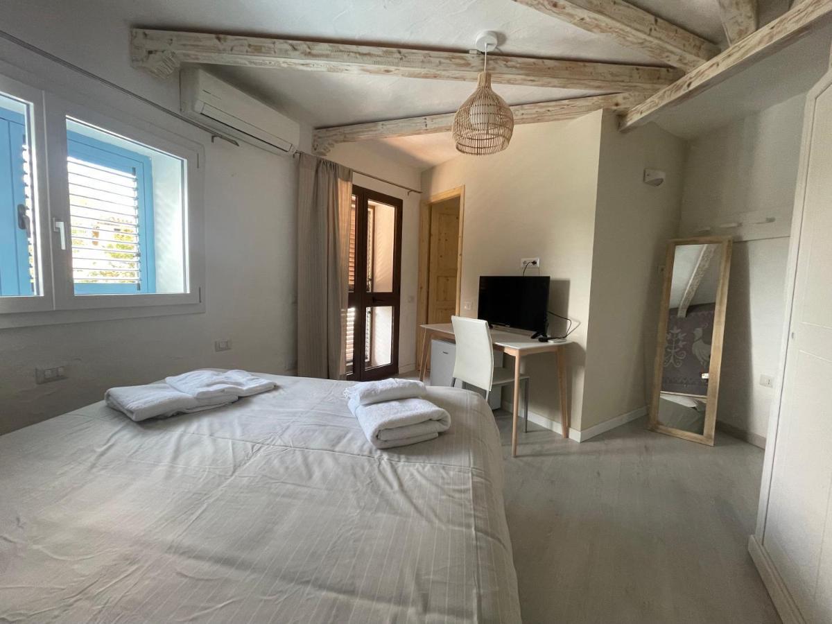 Bed and Breakfast Domus de Diana Olbia Exterior foto