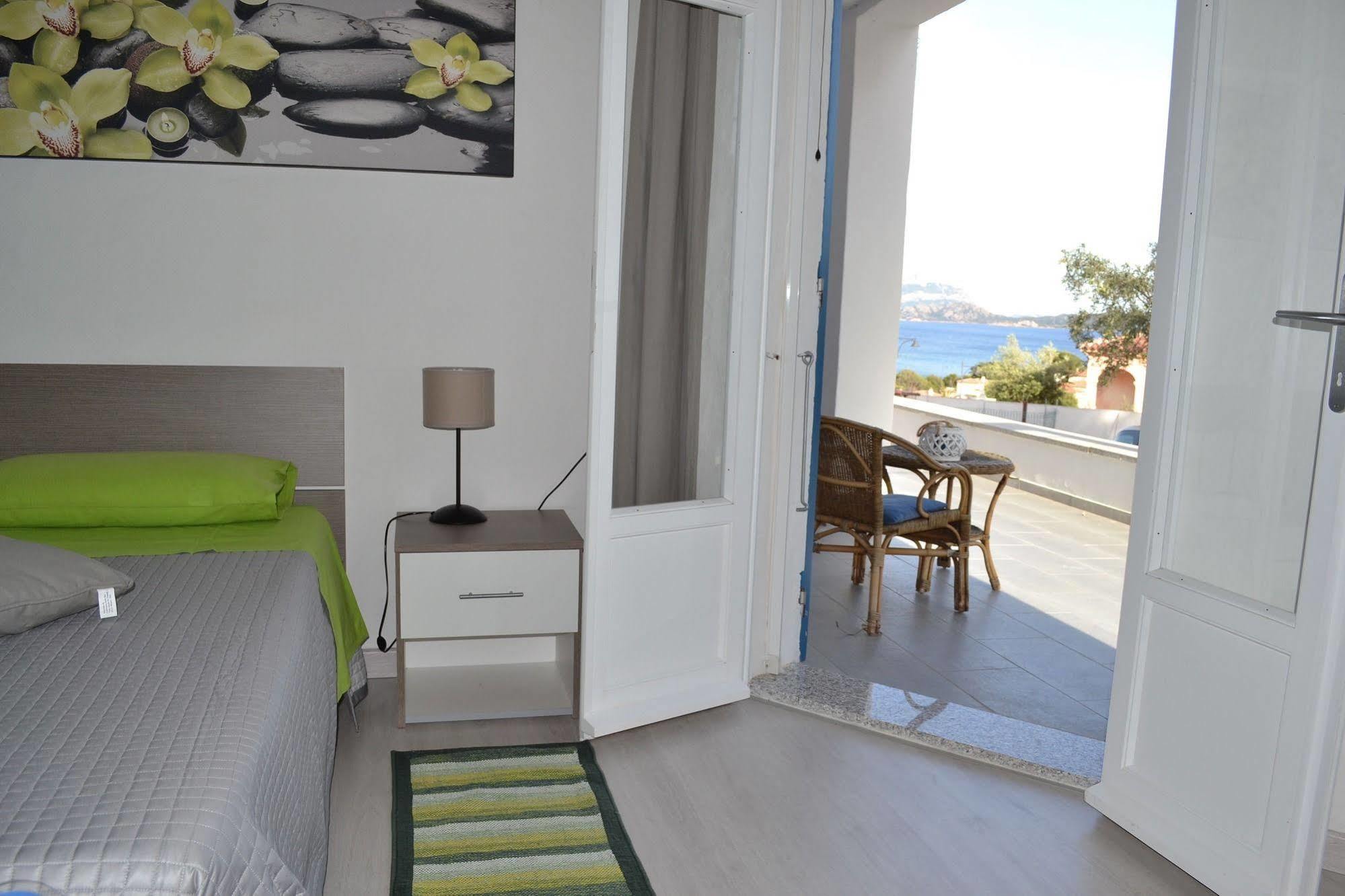 Bed and Breakfast Domus de Diana Olbia Exterior foto